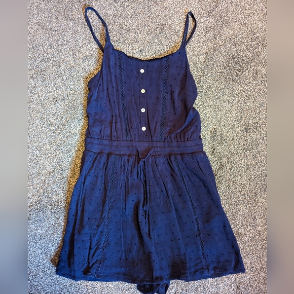 Romper size medium - Picture 1 of 3